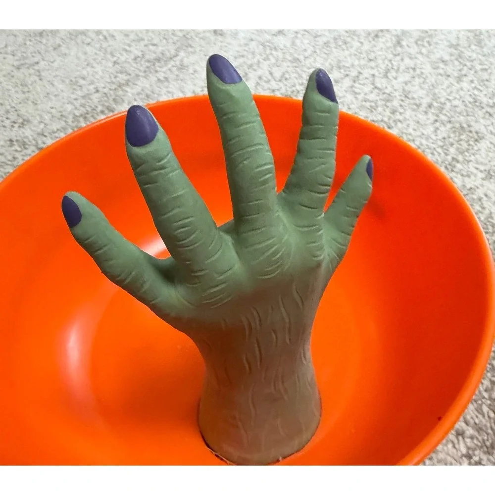 Gemmy Animated Zombie Hand Candy Bowl Halloween Motion Sound Works